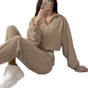 Factory's <b>Women's</b> Fashionable 2-Piece <b>Shorts</b> Set High-Lapel Pullover with Bag Zipper New Autumn Winter Tracksuit - Product Image 3