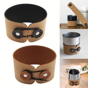 Fundas de Piel Sintética Resistentes al Calor para Café, Cubierta de Corcho Antideslizante, Funda Protectora Reutilizable para Tazas, para el Hogar, la Cocina y el Camping - Product Image 1