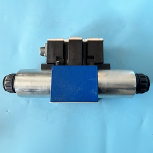 Válvulas Hidráulicas 4WRAE 10 Proporcionales Direccionales R900965674, Control Hidráulico 4WRAE10E60-2X/G24K31/F1V - Product Image 4