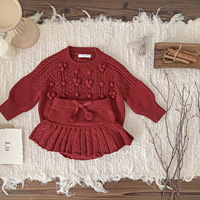 Ensemble deux pièces en acrylique au crochet fait main avec col ajouré pour bébés filles, pull à manches longues tricoté pour l'automne, l'hiver, Noël et le Nouvel An
