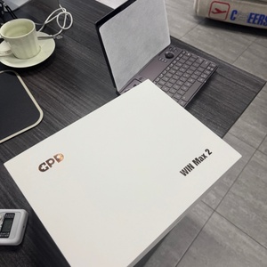 GPD WIN Max 2 2025 10.1 นิ้ว คอมพิวเตอร์พกพา AI 9 HX 370 สำหรับเล่นเกม พร้อมหน่วยความจำ 32GB+1TB รองรับการเชื่อมต่อ Wi-Fi - Product Image 6