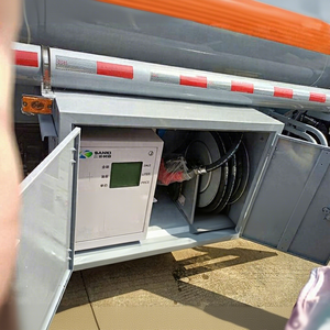 Vente directe d'usine - Camion-citerne HOWO 4X2 de 5000 litres pour un transport efficace de l'huile - Product Image 5