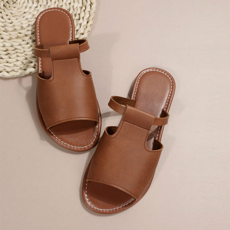 สีน้ำตาล