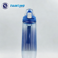Bouteille d'eau portable personnalisée pour le sport et les activités de plein air, avec paille intégrée, idéale pour l'école et les activités sportives en extérieur