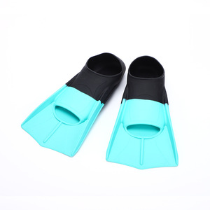 Aletas de Buceo para Entrenamiento de Natación, de Silicona de Grado Alimenticio, Rojas, para Adultos, Estilo Libre - Product Image 2