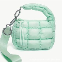 Sac mini nuage plissé personnalisé avec logo, sac à bandoulière minimaliste à poignée supérieure, pochette portable pour écouteurs et porte-clés