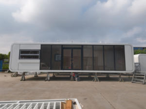 Abri d'urgence pliable en acier préfabriqué personnalisable pour <span class=keywords><strong>studio</strong></span> de yoga pour le stockage compact dans les ONG et les missions d'intervention rapide en cas de catastrophe - Product Image 2