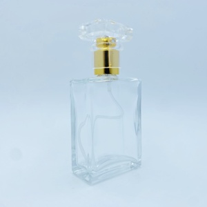 Botella de Perfume de Vidrio Transparente de 100 ml con Tapa de Plástico para Dispensar Fragancias en el Cuidado Personal para Creaciones de Perfume DIY - Product Image 3