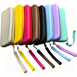 <b>Makeup</b> Bag, Large Capacity Silicone square Portable Travel Storage Bag, Multifunctional Storage <b>Box</b> - Product Image 2