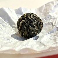 Thé Pu-erh Dragon Pearl Sheng artisanal de qualité supérieure, issu de théiers anciens, en boîte métallique, vente en gros, directement de l'usine