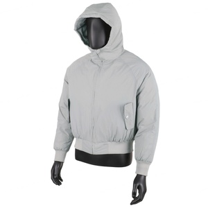 Chaqueta Corta Acolchada Personalizada con Capucha, Color Gris Claro, Abrigo de Invierno Cálido y Cortavientos para Hombre, Venta al por Mayor de TOPSHOW OEM - Product Image 1
