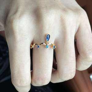 Bague en argent pur S925 de style antique, bleu faïence, goutte d'eau, dentelle ondulée, luxe léger, rayures blanches, géométrique - Product Image 4