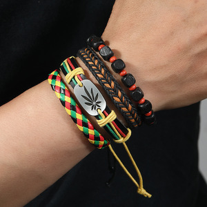 Ensemble de bracelets tressés en fer rouge, vert et jaune style Jamaïque avec breloque en alliage feuille d'érable et pierre naturelle - Product Image 4