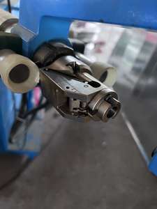 Machine à riveter <span class=keywords><strong>auto</strong></span>-perceuse Bus Way SPR GUN Feed Busway - Product Image 4