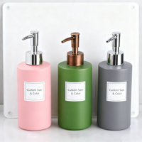 250ml 500ml 8oz 16oz couleur cheveux clairs lotion pour le corps emballage épaule plate en plastique pour animaux de compagnie shampooing pompe bouteille pour savon liquide