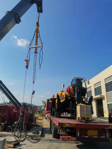 Carretilla elevadora telescópica de 4 toneladas Manipulador telescópico giratorio de 360 grados HNTR4015 - Product Image 6