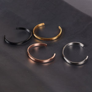 Bracelets pour hommes avec logo personnalisé <span class=keywords><strong>en</strong></span> acier inoxydable Bracelet pour hommes <span class=keywords><strong>en</strong></span> acier Bracelets <span class=keywords><strong>en</strong></span> acier inoxydable Bracelet <span class=keywords><strong>en</strong></span> <span class=keywords><strong>or</strong></span> pour hommes - Product Image 3