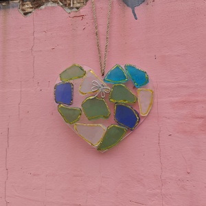 Decoración Colgante para Ventana o Balcón, Hecha a Mano, con Forma de Corazón, Estilo Bohemio Moderno Minimalista, de Vidrio Marino Arenado, Envío Directo - Product Image 5