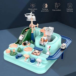 Jouet d'aventure pour enfants : Circuit de course urbain avec parking et véhicules de sauvetage sur rail éducatif - Product Image 3
