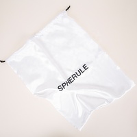 Ventes en gros de sacs en satin à cordon personnalisés avec logo imprimé, sacs à main, perruques, sacs cadeaux en soie, emballage, sac anti-poussière
