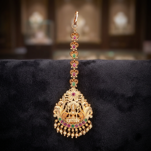 Antiguo Maang Tikka de Aleación de Latón y Cobre Chapado en Oro Mate del Sur de la India 218100, Estilo Templo, Sin Níquel ni Plomo, Joyería para Mujer Kanhai - Product Image 3