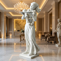 Statue de serveur à thé tahitien en marbre blanc sculptée à la main sur mesure - Sculpture figurative inspirée de la culture polynésienne avec lei et plateau