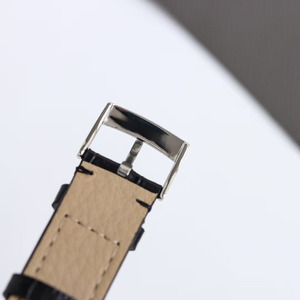 Montre-bracelet mécanique automatique simple et élégante à trois aiguilles, avec réserve de marche et résistance à l'eau - Product Image 5