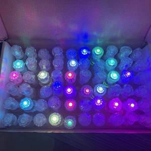 Luz Selfie Cuadrada de PP Reciclable de Grado Alimenticio, con Iluminación, Ahorro de Energía y Funciones Decorativas - Product Image 4