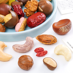 Jouets alimentaires d'imitation réalistes : raisins secs, <span class=keywords><strong>noix</strong></span> <span class=keywords><strong>de</strong></span> cajou et <span class=keywords><strong>noix</strong></span>, décorations DIY faites à la main, accessoires suspendus, ornements <span class=keywords><strong>de</strong></span> bureau - Product Image 2