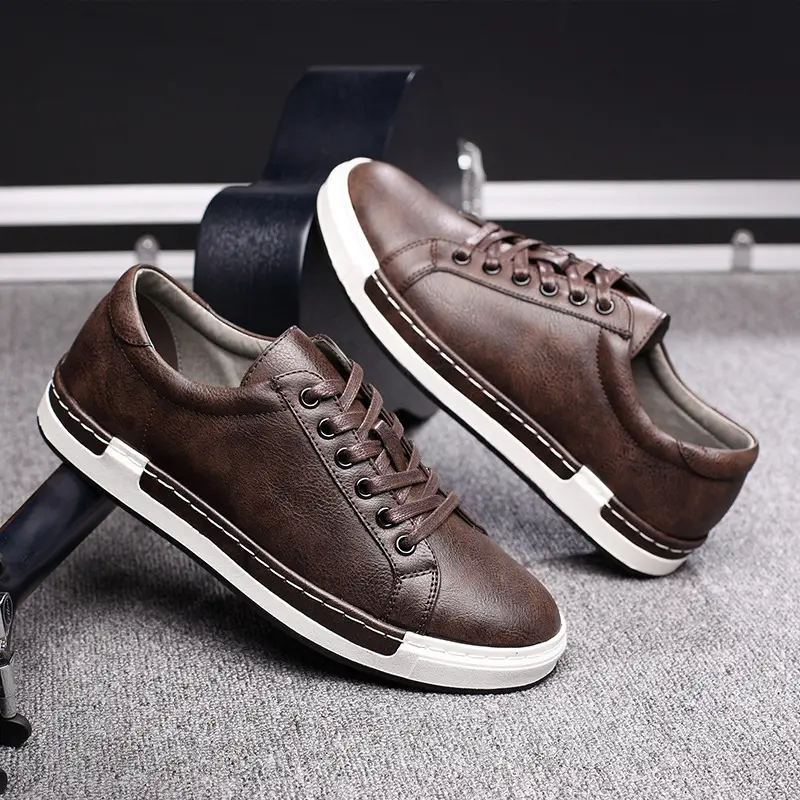 Sepatu kulit bisnis pria, Sneaker Jalan luar ruangan kasual, tahan lama modis