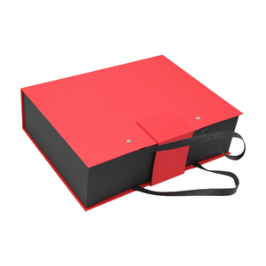 Custom Matte <strong>Red</strong> Luxury Gift <strong>Box</strong> with Handle for Apparel /Wedding Dress Packaging Magnetic Gift <strong>Box</strong> - Product Image 1