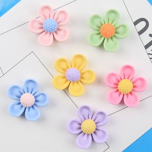 Fleur en résine d'amour pour enfants Résine écologique Couleurs vives Fleur en résine pour <span class=keywords><strong>Crocs</strong></span>/artisanat - Product Image 5