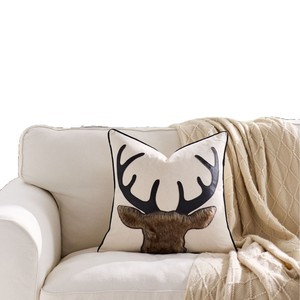 Housse de <span class=keywords><strong>coussin</strong></span> décorative de Noël en velours brodé tête de cerf, <span class=keywords><strong>coussin</strong></span> d'appoint luxueux touffeté <span class=keywords><strong>pour</strong></span> canapé, salon, maison - Product Image 5