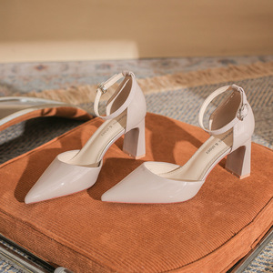 Zapatos de Tacón Alto con Punta en Pico y Correa en el Tobillo, Modelo 7500A, para Mujer, Ideales para Bodas y Eventos Formales - Product Image 1