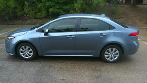 Toyota 2025 Corolla Hybrid LE Oferta para coches usados seminuevos FWD con garantía de marca el FWD es fiable - Product Image 3