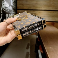 Étui de luxe en cuir de créateur pour iPhone 18/17/16/15/14/13/12/11 Pro Max, support de téléphone tendance rétro avec anneau de maintien floral, accessoire pour téléphone