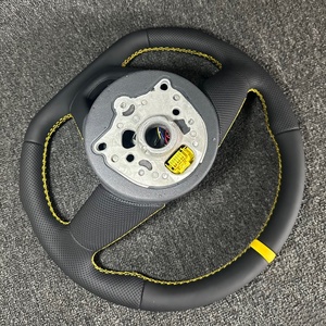 <span class=keywords><strong>Volant</strong></span> en cuir perforé personnalisé avec bande jaune <span class=keywords><strong>S</strong></span> <span class=keywords><strong>Line</strong></span> pour <span class=keywords><strong>Audi</strong></span>, modèles anciens et nouveaux A8 A1 RS5 A3 <span class=keywords><strong>TT</strong></span> A7 Q7 Q5 RS4 - Product Image 5
