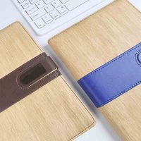 Carnet de notes professionnel N5049 en cuir PU A5 à grain de bois avec fermeture magnétique pour enregistrements de réunions et prise de notes