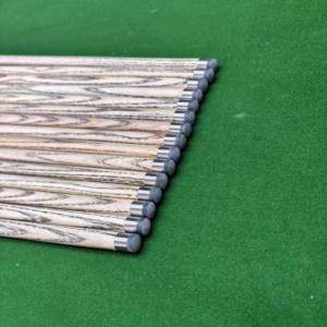 Yüksek Kaliteli El Yapımı Boyasız İşçilik Dişbudak Ağacı Snooker İstekası Fabrika Doğrudan Satış Bilardo İstekası Özelleştirme Desteği - Product Image 2