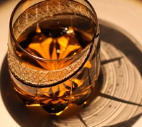 Verre à whisky en cristal Edo Kiriko de luxe taillé à la main 310ml gobelet gravé de couleur de style japonais pour bar hôtel restaurant maison