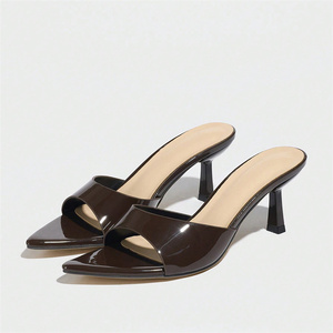 Mules en cuir verni pour femmes, talons aiguilles, bout pointu, à enfiler, sandales d'été sexy, chaussures habillées pour le bureau et les soirées - Product Image 5