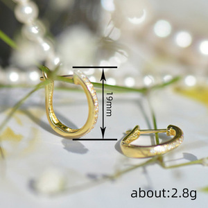 Pendientes en Forma de U para Mujer, Minimalistas, Elegantes, Joyería de Moda para Uso Diario - Product Image 5