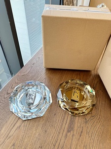 Cenicero de Cristal de Lujo Redondo Plateado/Dorado/Negro Fácil de Limpiar para Uso en el Hogar y Restaurantes, Regalo para el Día del Padre - Product Image 4