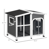 Niche en sapin résistante aux intempéries/cabine pour chat avec pont surélevé-Construit sur mesure pour les aventures dans l'arrière-cour et le confort en toutes saisons