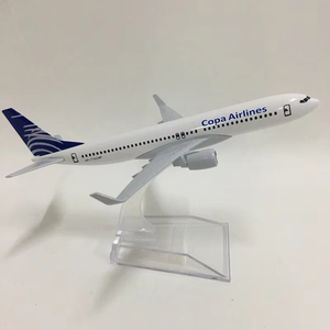Modèle d'avion en alliage Boeing 737-800 de 16 cm de Copa Airlines avec support, cadeau d'aviation, objet de collection, fourni par l'usine - Product Image 3