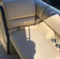 Yacht sportif moderne de haute qualité en fibre de verre, bateau ponton commercial pour fêtes avec moteur hors-bord, certifié CE, garantie de 3 ans