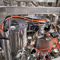 Ligne de production de remplissage d'huile automatique à haute précision contrôlée par PLC, facile à utiliser, pour les liquides visqueux