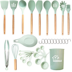 Juego de 33 piezas de accesorios de cocina antiadherentes, utensilios de cocina de silicona, utensilios de cocina de madera con mango de madera - Product Image 1