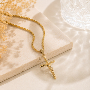 Colar Crucifixo em Aço Inoxidável Banhado a Ouro com Pingente de Cruz e Corrente de Corda, Presentes Religiosos Católicos Cristãos para Homens e Mulheres, Comunhão - Product Image 3
