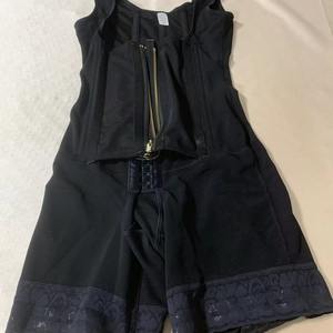 <span class=keywords><strong>Fajas</strong></span> Colombianas Faja moldeadora de cuerpo de doble compresión Tres ganchos y cremallera en la parte delantera Adelgazamiento <span class=keywords><strong>Fajas</strong></span> <span class=keywords><strong>reductoras</strong></span> sin sujetador - Product Image 2